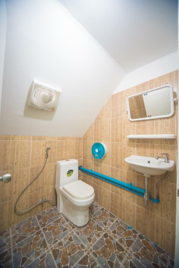Panda Hostel Phuket (Adults Only) Patong Exterior foto