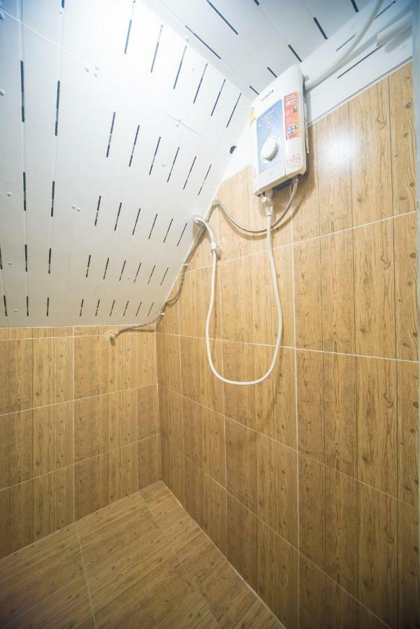 Panda Hostel Phuket (Adults Only) Patong Exterior foto